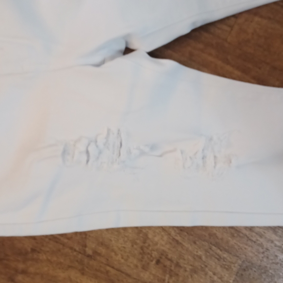 New! With tags Ling's Fashion white Jeans capris size 15/16 - Picture 4 of 11